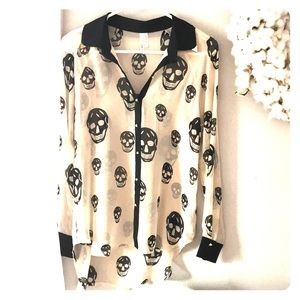 Hello Miss- skull button down blouse